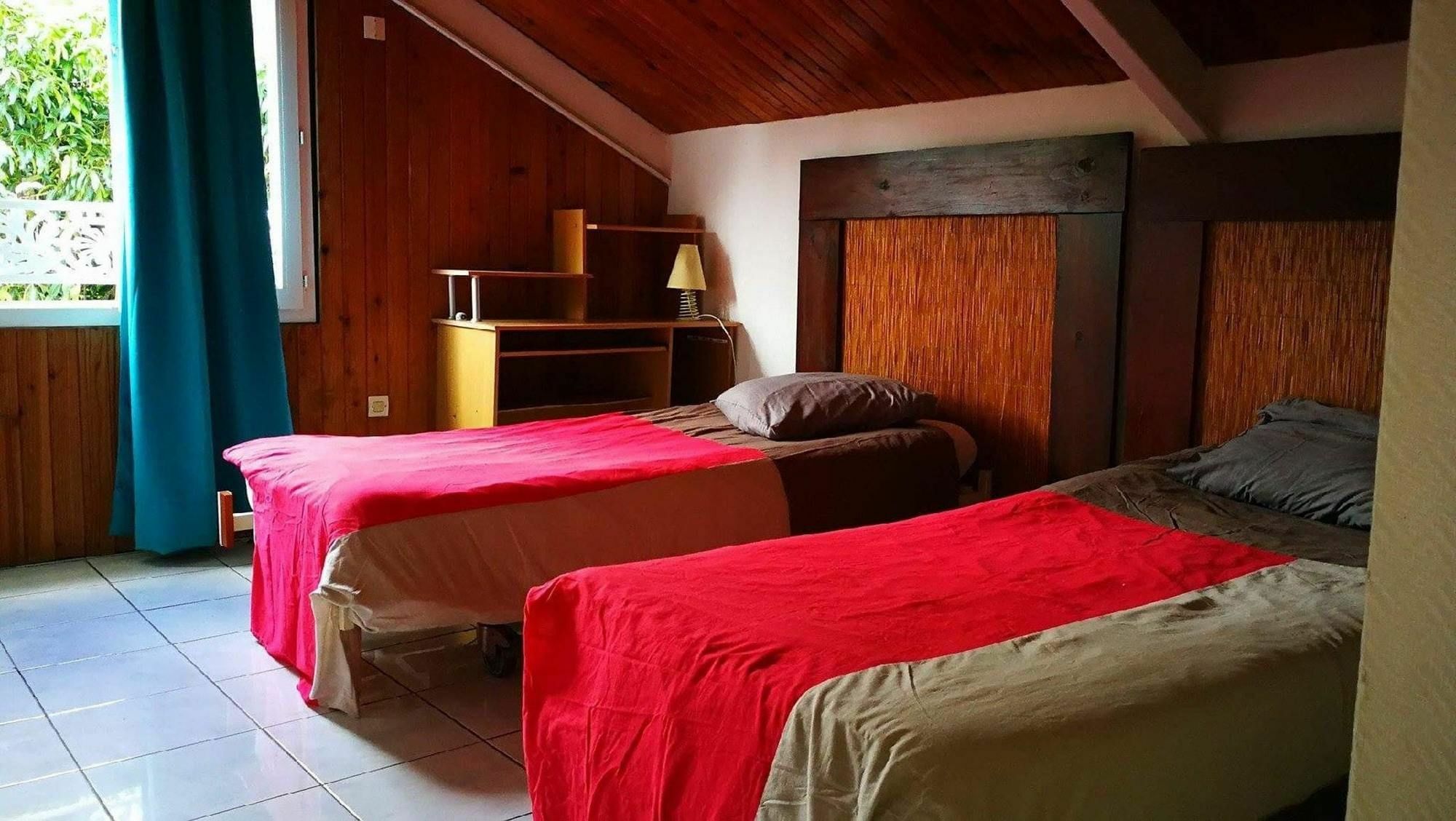 Apartment With 2 Bedrooms In Section Bois De Nefles, With Wonderful Se Saint-Paul エクステリア 写真
